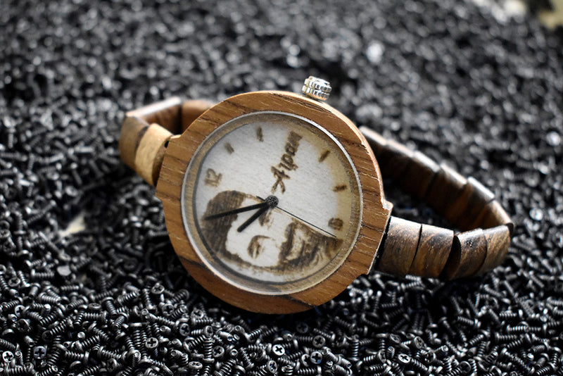 Gauntlet | Bracelet Watch | Teak wood